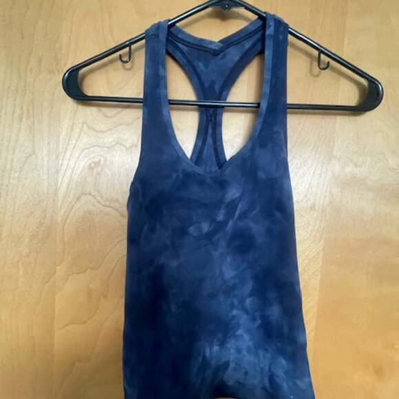 Lululemon Nulu Tank - Picture 2 of 4
